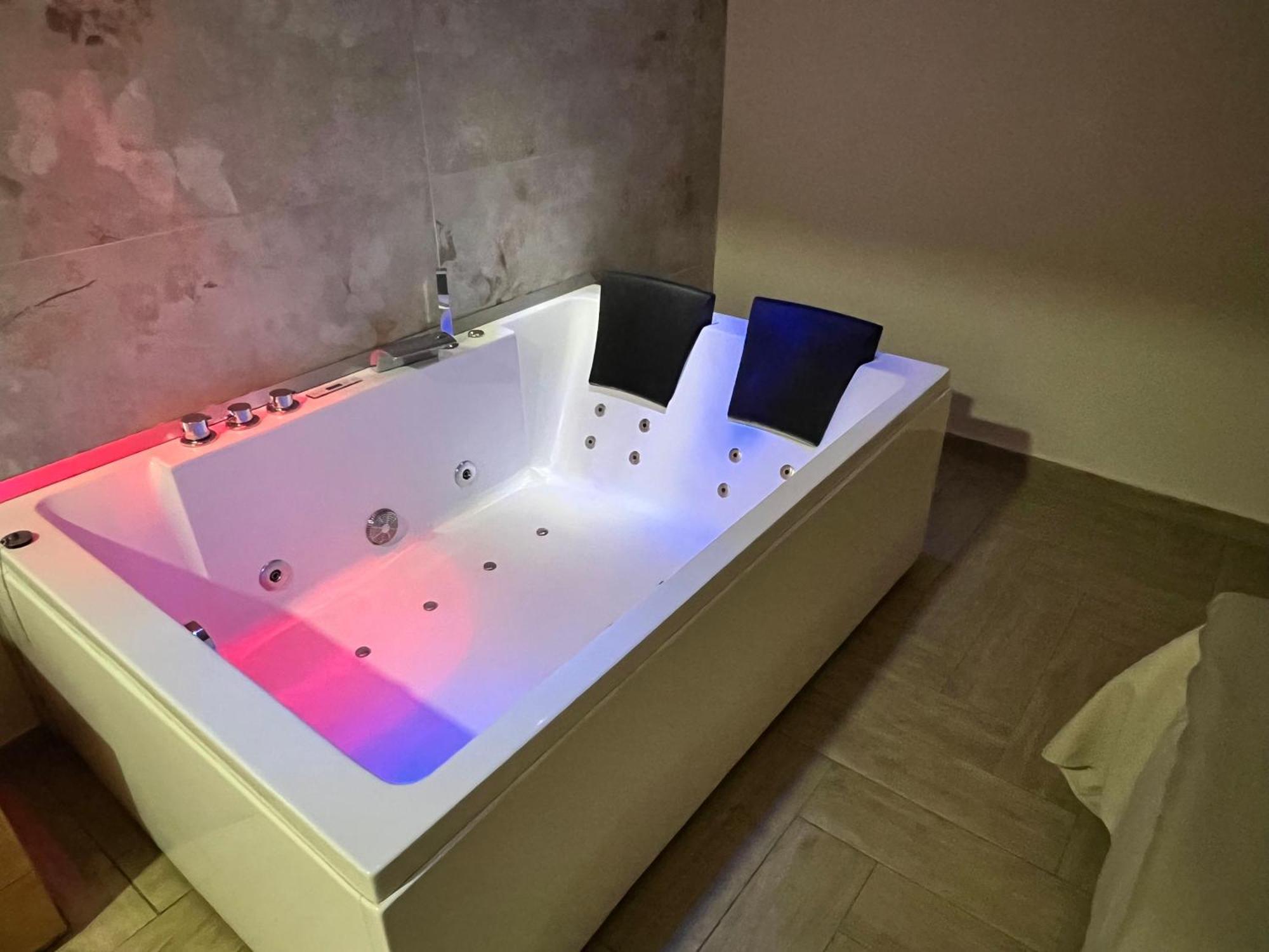 Dei Gerolomini Hotel Naples Luaran gambar