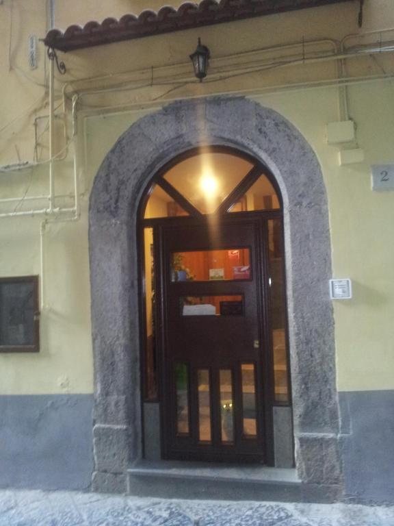 Dei Gerolomini Hotel Naples Luaran gambar